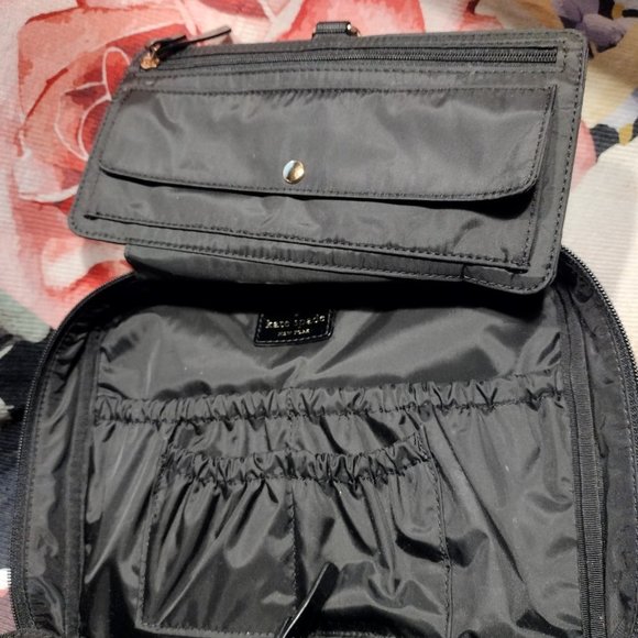 Kate Spade || Mindy Flamingo Dot Medium Cosmetic Case - Picture 7 of 12